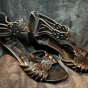 Black Wedge leather dress sandal- Size 11 w - filigree detail in straps.